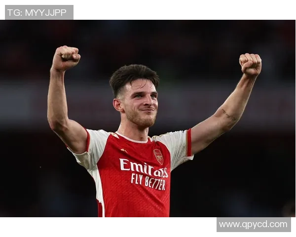 当红足球明星风采尽显球场内外的精彩瞬间大揭秘